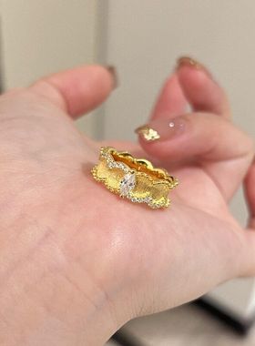 XBK拉丝中古马眼金色戒指波浪镶