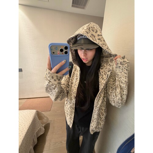 低饱和豹纹酷感连帽拉链卫衣女秋
