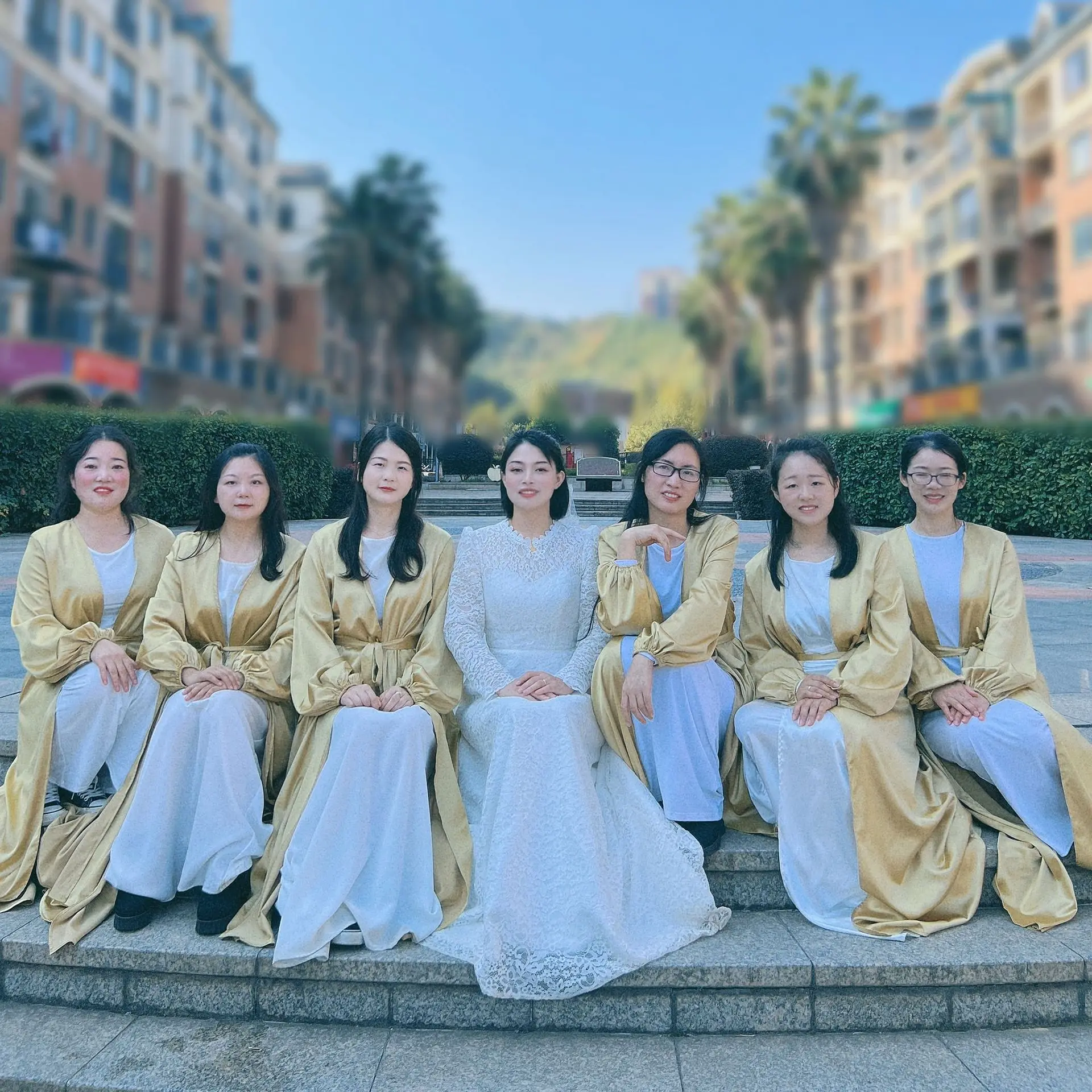 2025loriya泡泡袖开衫，夏季婚礼伴娘服长裙礼服/晚装聚酯纤维女