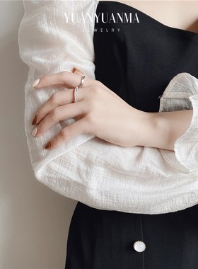 扭纹戒指 光面简约风银饰镶钻18K金ins情侣对戒婚戒小众设计时尚