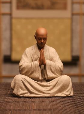 新中式手工紫砂小和尚茶宠摆件小沙弥禅意茶道茶室桌面车载装饰品