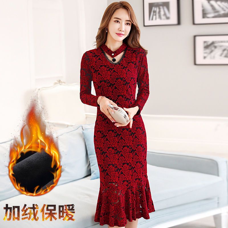 蕾丝鱼尾连衣裙女2024秋冬季新款气质加绒加厚长款气质包臀打底裙