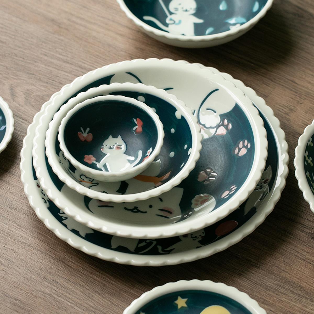 日本进口猫咪星期天陶瓷餐具釉下彩饭碗点心碟家用深菜盘沙拉大碗
