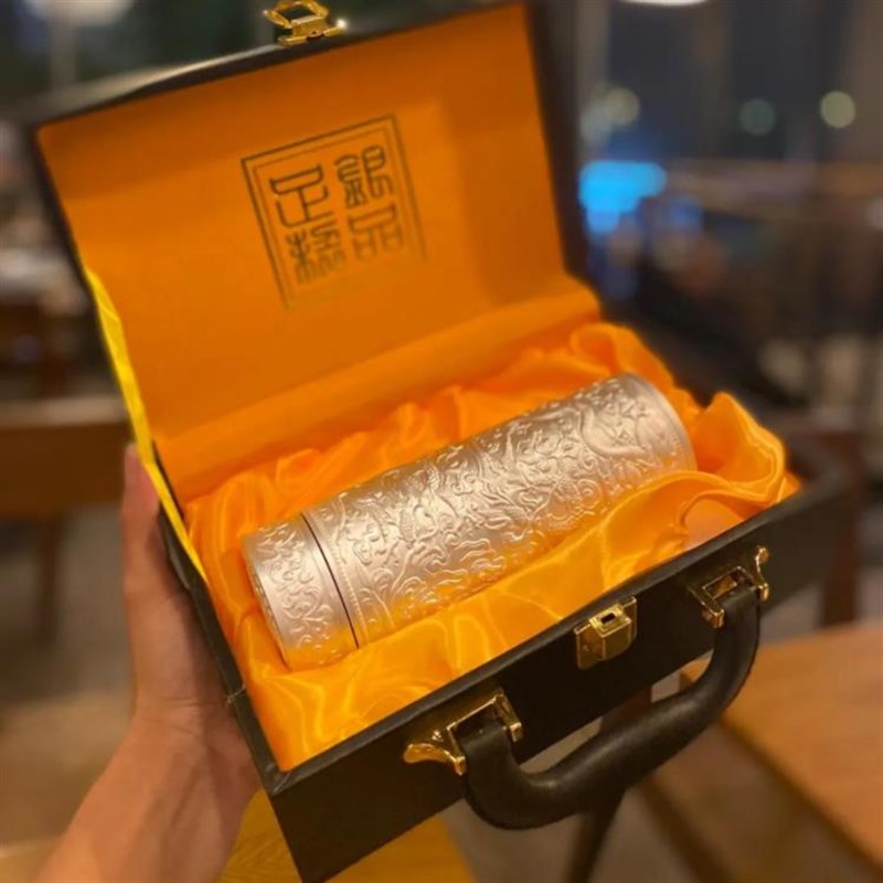 原1800现68!一个艺术品C!银离子涂层真空保温杯礼品!