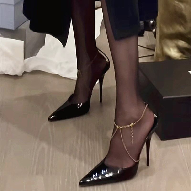 包头凉鞋女2025早春新款黑色漆皮单鞋交叉绑带尖头细跟高跟鞋女鞋