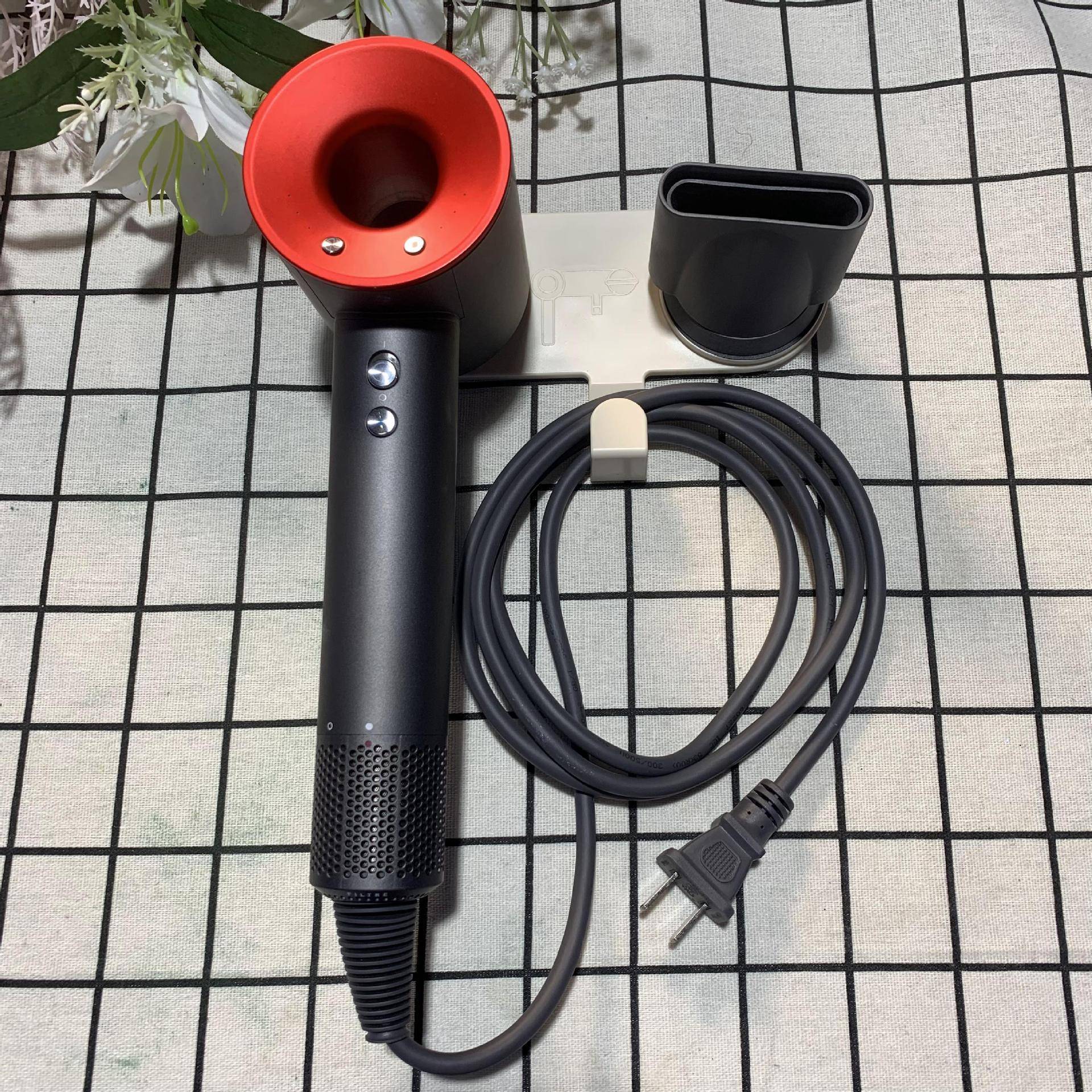 磁吸款吹风机架置物架家用免打孔卫生间壁挂式支架浴室风筒收纳架