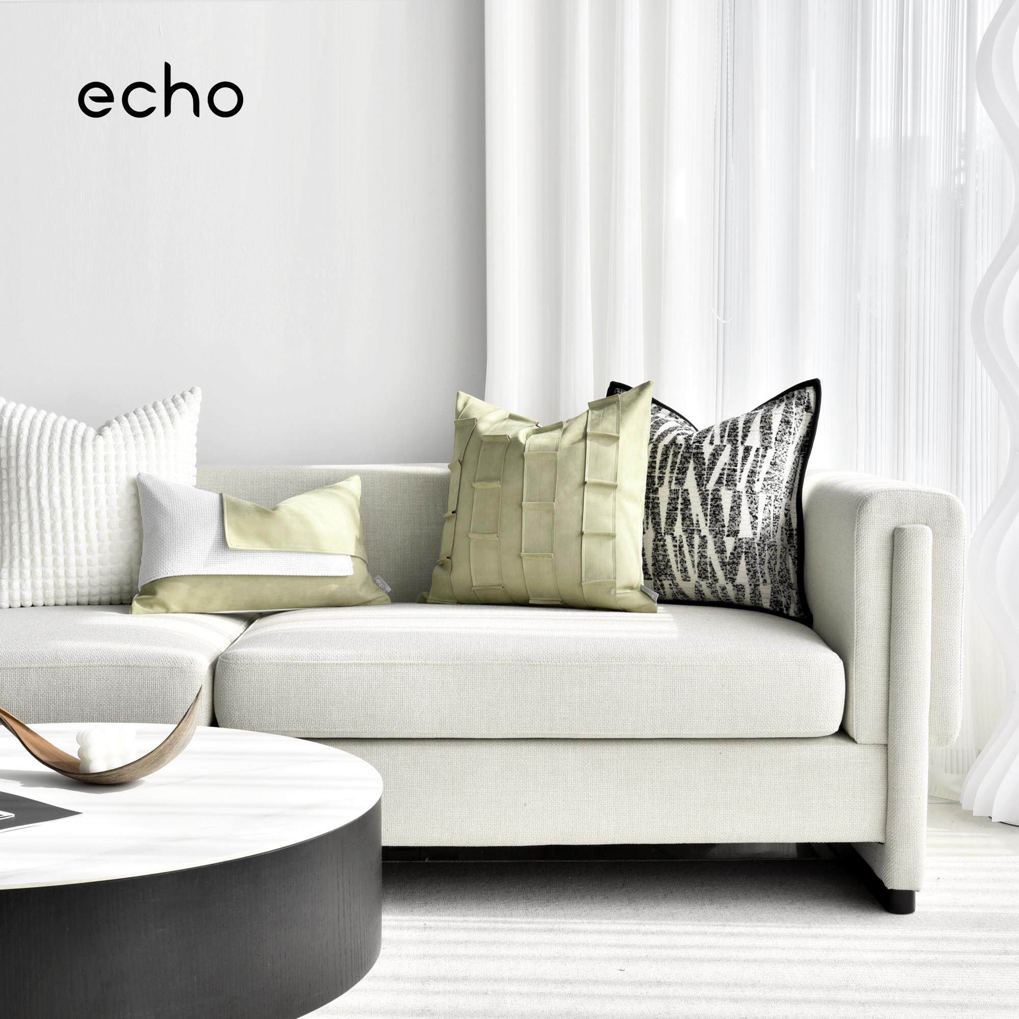 酒店样板间绿色飘窗高级感轻奢沙发抱枕组合客厅靠枕设计师靠垫套