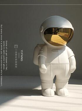 创意简约太空人模型宇航员车载摆件男生礼物汽车公仔装饰轻奢可爱