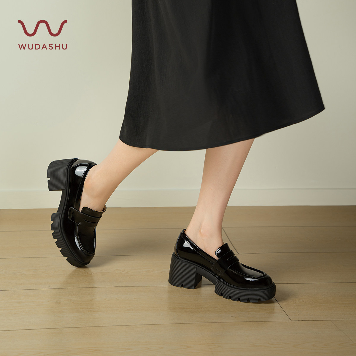 吴大叔2025秋冬英伦休闲乐福鞋增高百搭大码圆头女鞋时尚单鞋