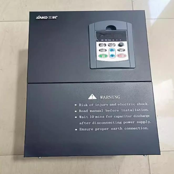 ACS580系列三相变频器 ACS580-01-09A5-4+B056 4kW 标配面板