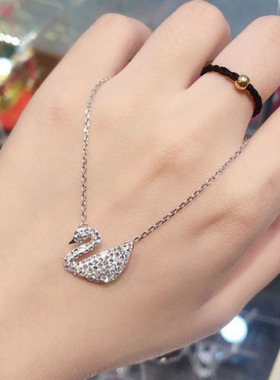 施家网红仿真灵动天鹅项链2026年新款锁骨链不掉色女朋友生日礼物