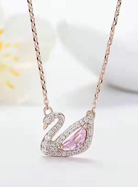 2026年新款显白仿钻灵动天鹅项链女ins风跳动的心小众轻奢锁骨链