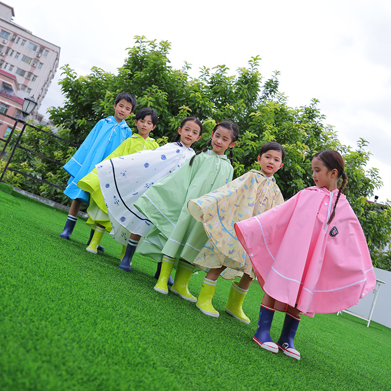 新儿童雨衣款速干透气男学生女幼儿园防水斗篷雨披带书包位