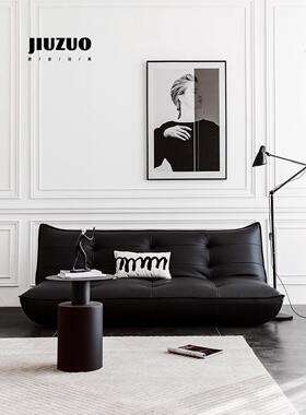 坐式专利覆古黑色地板站立三人沙发床皮革卡特彼勒包豪斯斯堪的纳