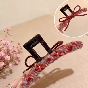 红色花朵蝴蝶结抓夹女新年氛围感鲨鱼夹2026新款高级感盘发夹发饰