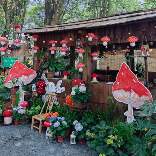夏日户外门头店铺橱窗氛围装饰拍照打卡创意蘑菇灯笼主题造型道具