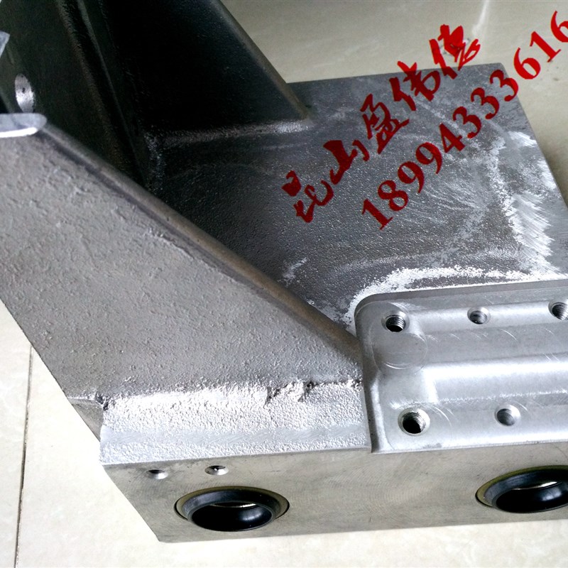 台湾圣杰LV40BT16S的刀库滑座BT40 12 16把刀刀库连接座滑块座