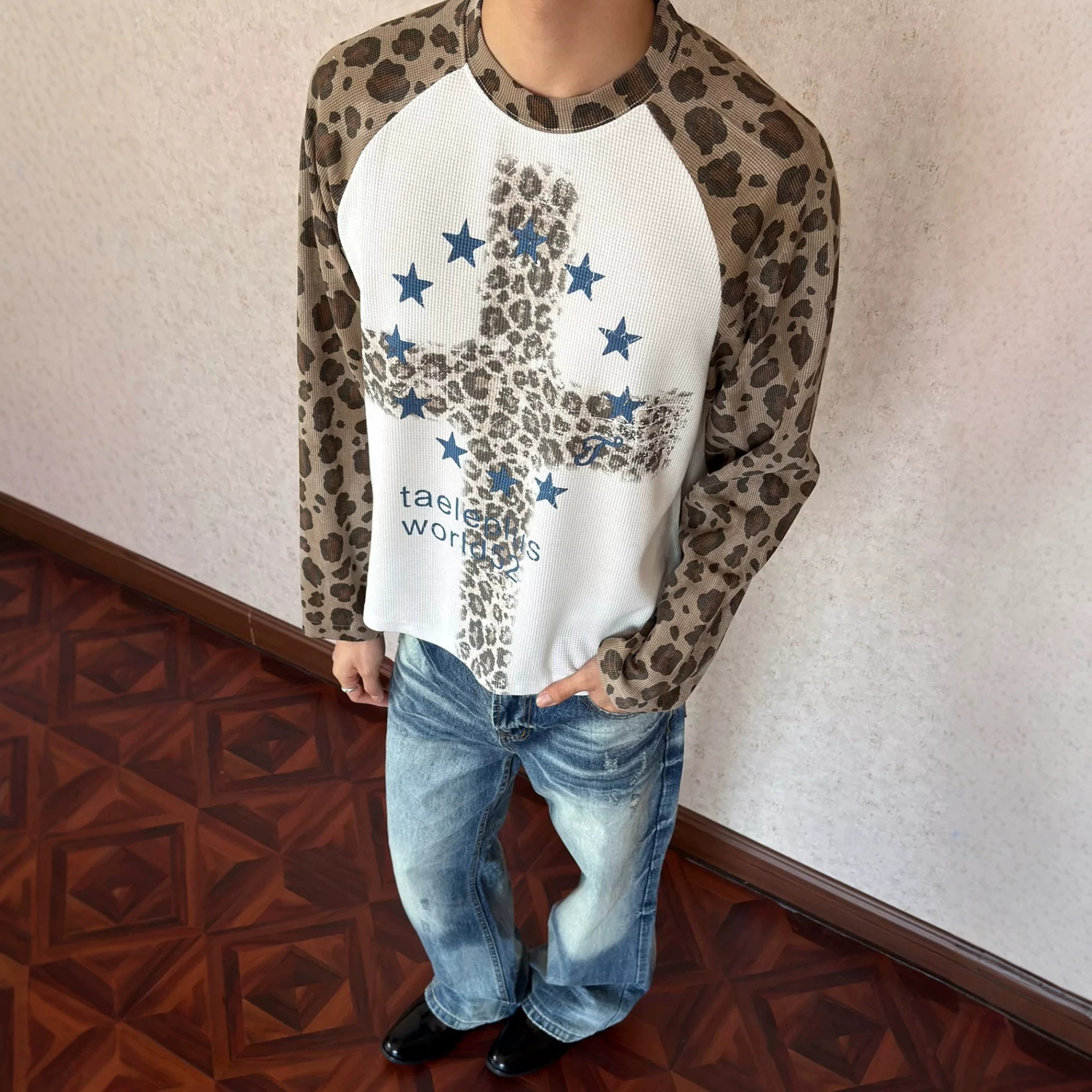 美式高街豹纹插肩袖星星长袖T恤男女春秋宽松轻亚风撞色拼接上衣