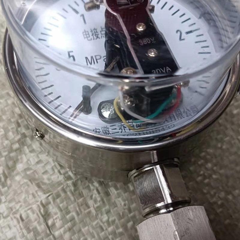 供应电接点隔膜压力表YXC-100/ML(M20*1.5螺纹)可控制量程仪表