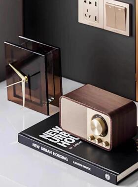 摆件组合床头柜卧室轻奢音响台钟样板间装饰品书桌软桌面