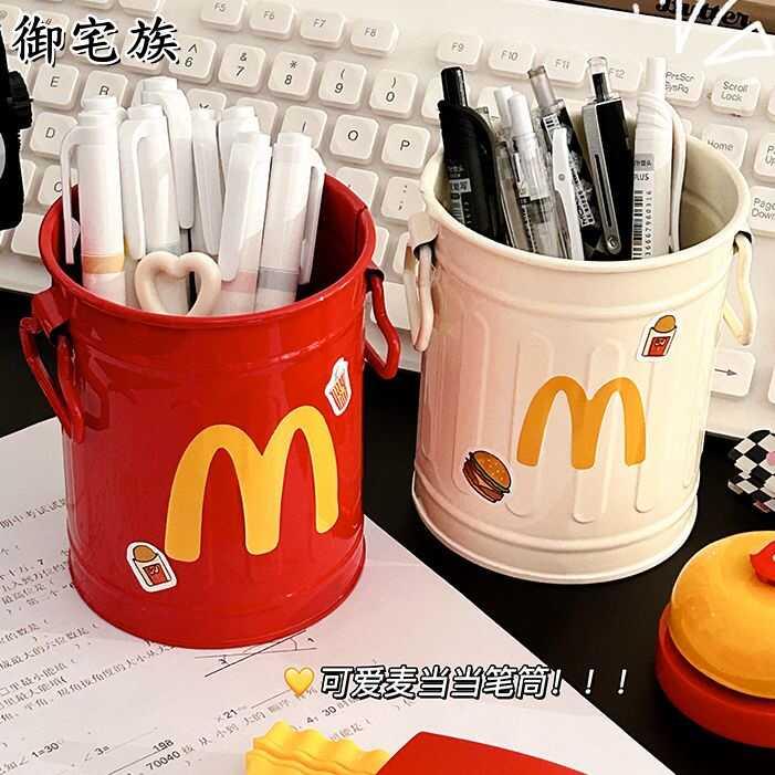 麦门M笔筒收纳小桶学生桌面可爱摆件办公室文具化妆刷收纳塑料ins