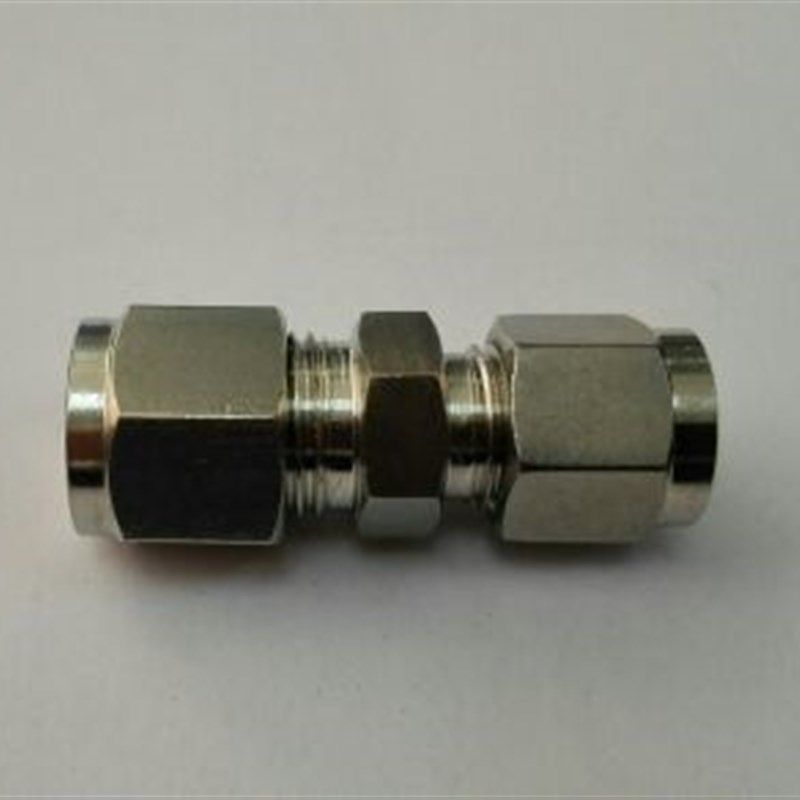 异径不锈钢卡套接头 6mm-8mm 大小头转换 卡外径8mm 10mm钢管