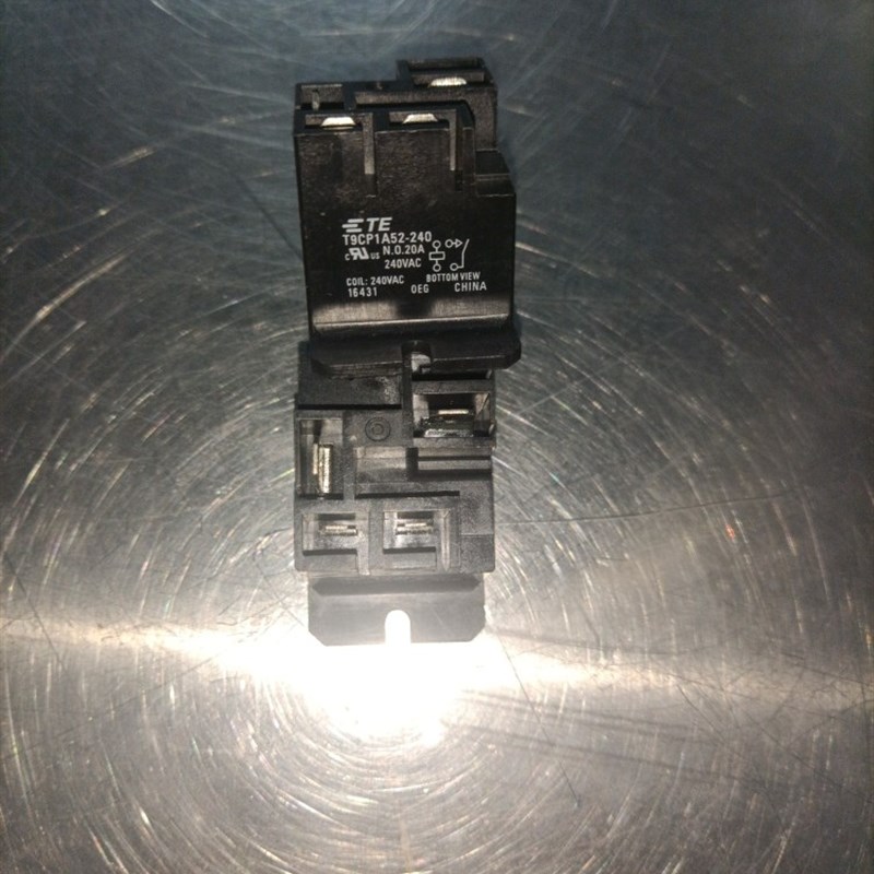 全新 t9cp1a52-240 20A 泰科T9CP1A52-240继电器240VAC 一组常开