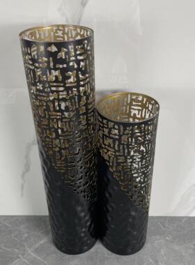 斯堪的纳维亚无障碍豪华黑色切割金属玻璃花器皿酒店样板间客厅餐