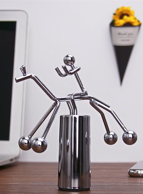 策马奔腾桌面小摆件男生高科技感牛顿摆球减压神器物理不倒翁客厅