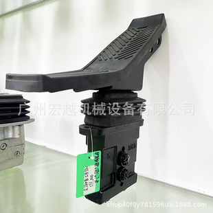 脚踏阀适用于E120B 单边挖掘机配件 SH120 SH200