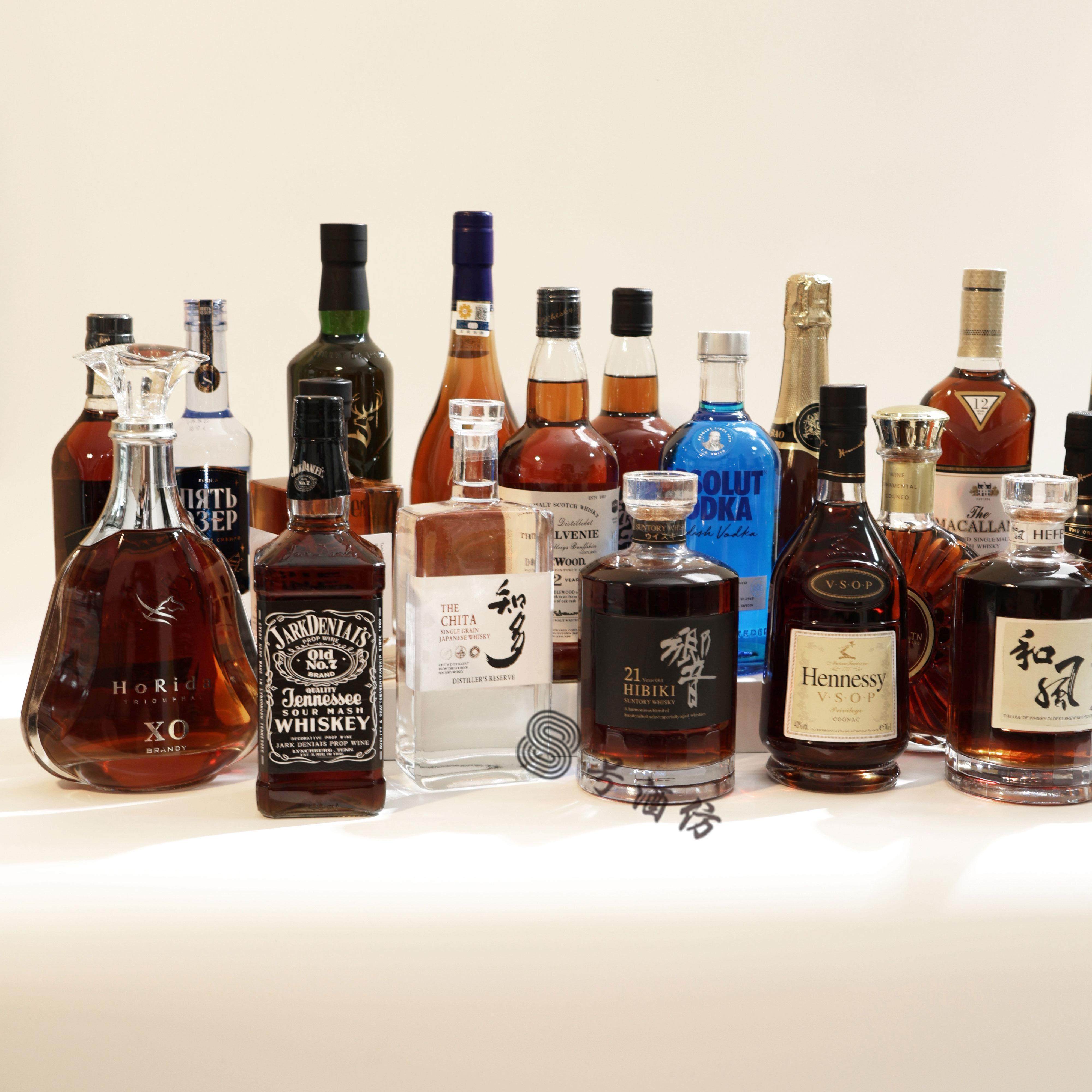 柜装饰品样板间仿真威士忌摆件橱柜展厅道具假洋酒软装餐厅陈设,家居饰品,装饰摆件,淘宝优惠券,粉丝福利购,淘宝优惠卷