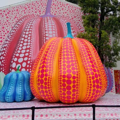 草间弥生波点南瓜雕塑大摆件网红商业街广场拍照打卡装饰品落地摆