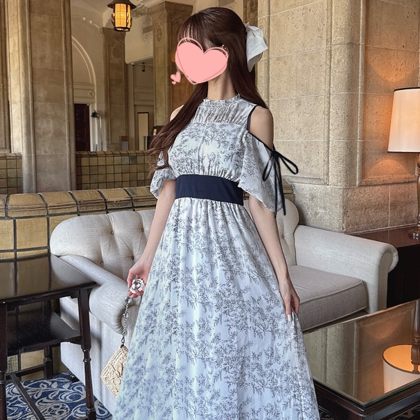 [日本直邮]GRL露肩蝴蝶结花卉喇叭裙连衣裙 象牙色F品番:pm586 - 实物图