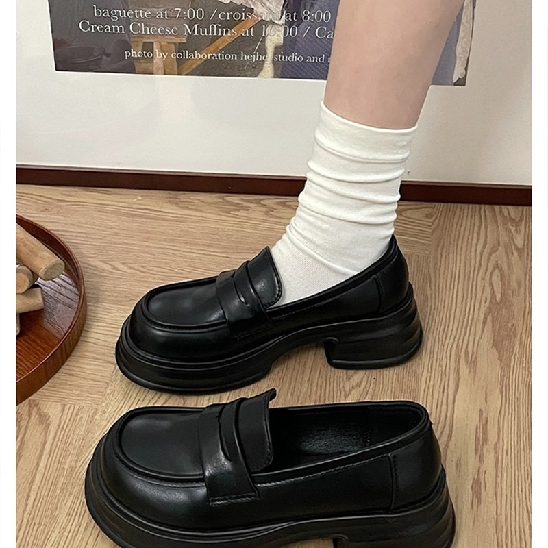 黑色英伦风小皮鞋j女秋季2025新款日系jk百搭厚底粗跟防滑乐福单