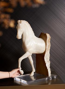 高端白色树脂骏马摆件工艺品中式覆古办公室玄关客厅装饰马头雕塑