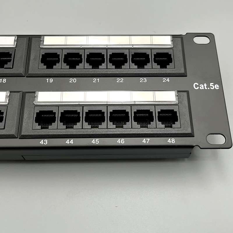 通用48口超五类配线架19英寸网络机柜配线架cat5e UTP