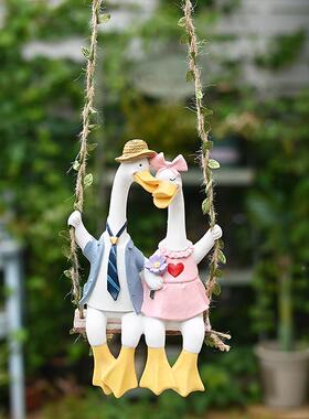 创意情侣脂鸭儿挂件民WIZ宿花店幼园阳台布置装饰摆件品乡村树工