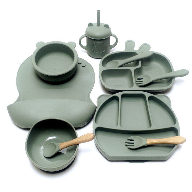 宝宝餐盘婴儿童吸盘一体式餐具辅食碗套装学吃饭训练勺子分格硅胶