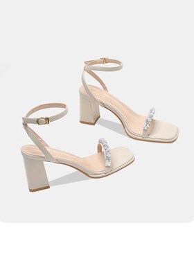 白色一字带凉鞋女2024夏季新款露脚趾百搭方头粗跟气质裸色高跟鞋