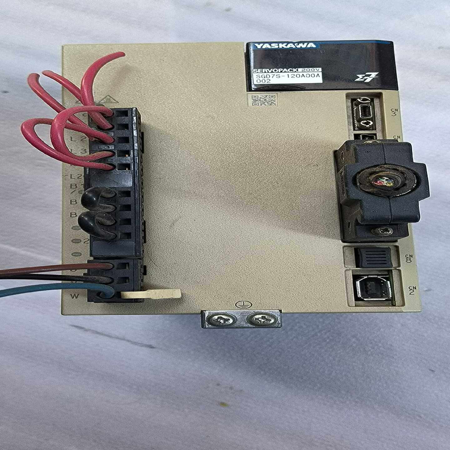 c议价安川7系伺服驱动器电机现货/维修