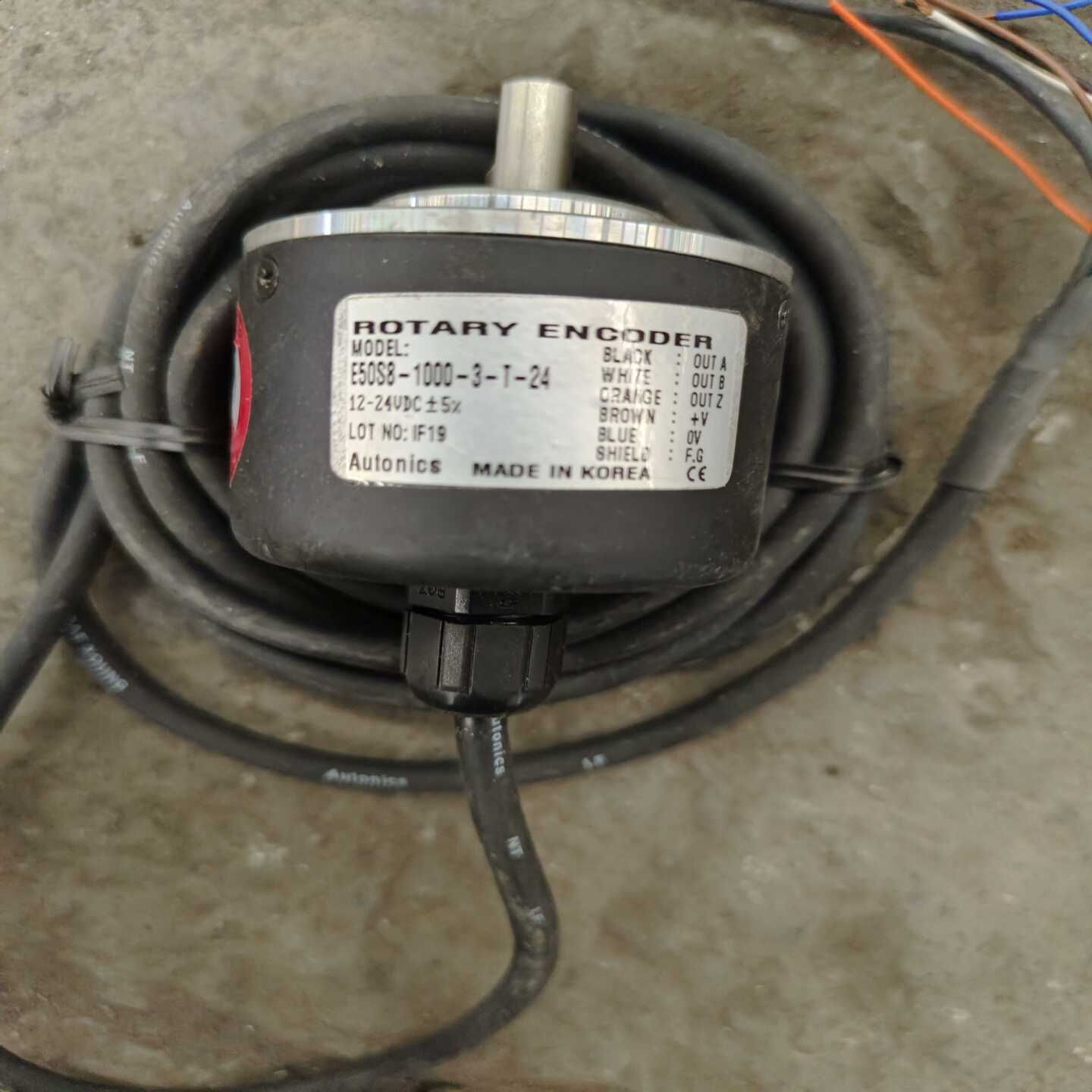 韩国Autonics奥托尼克斯编码器，型号E50S8-100--议价商品