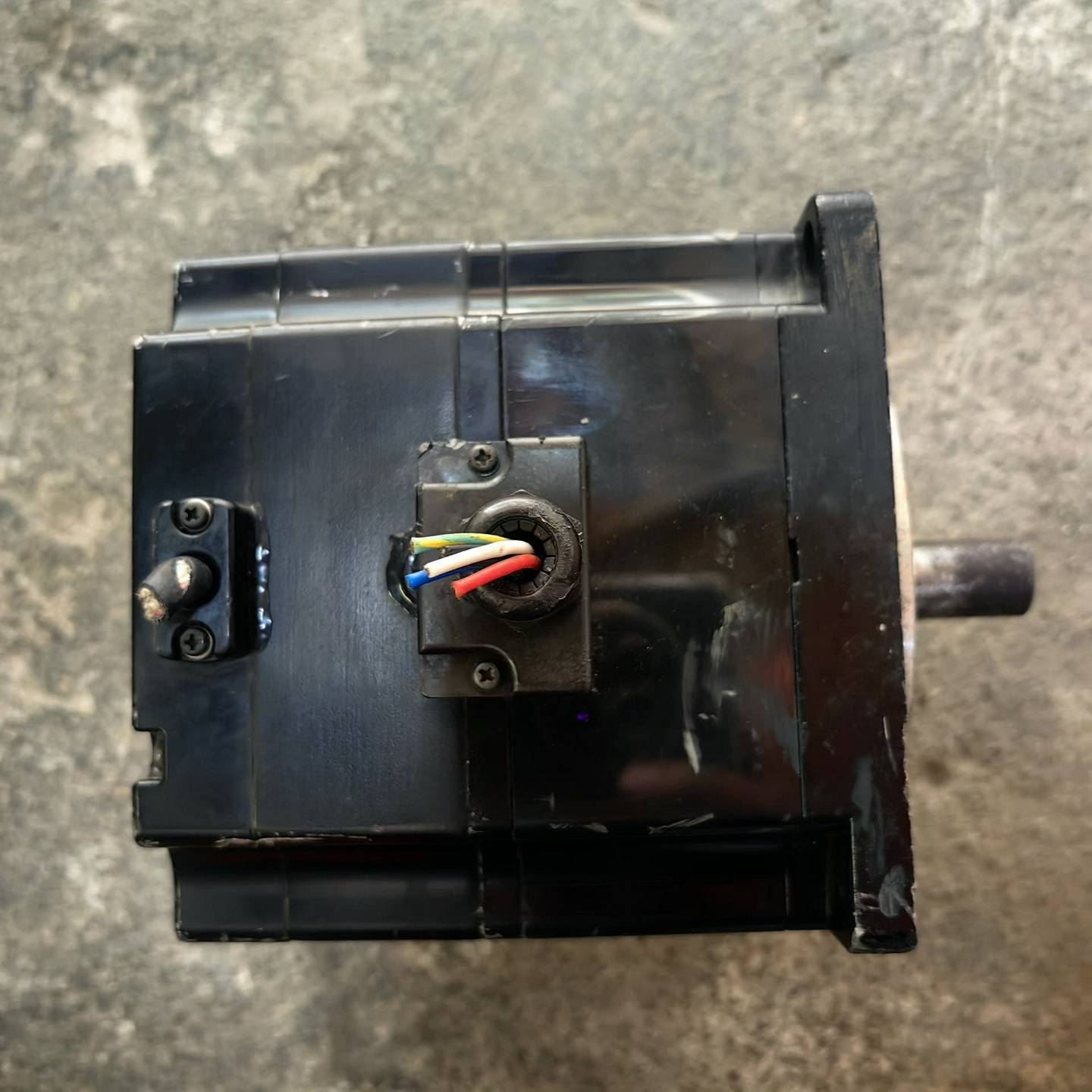 安川伺服电机SGMPS-08ACA2B-E，750W，货询价