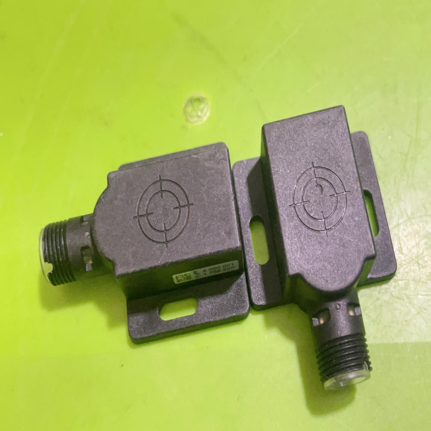 倍加福电感式传感器NBN15-F202-E2-V1接近开关询价