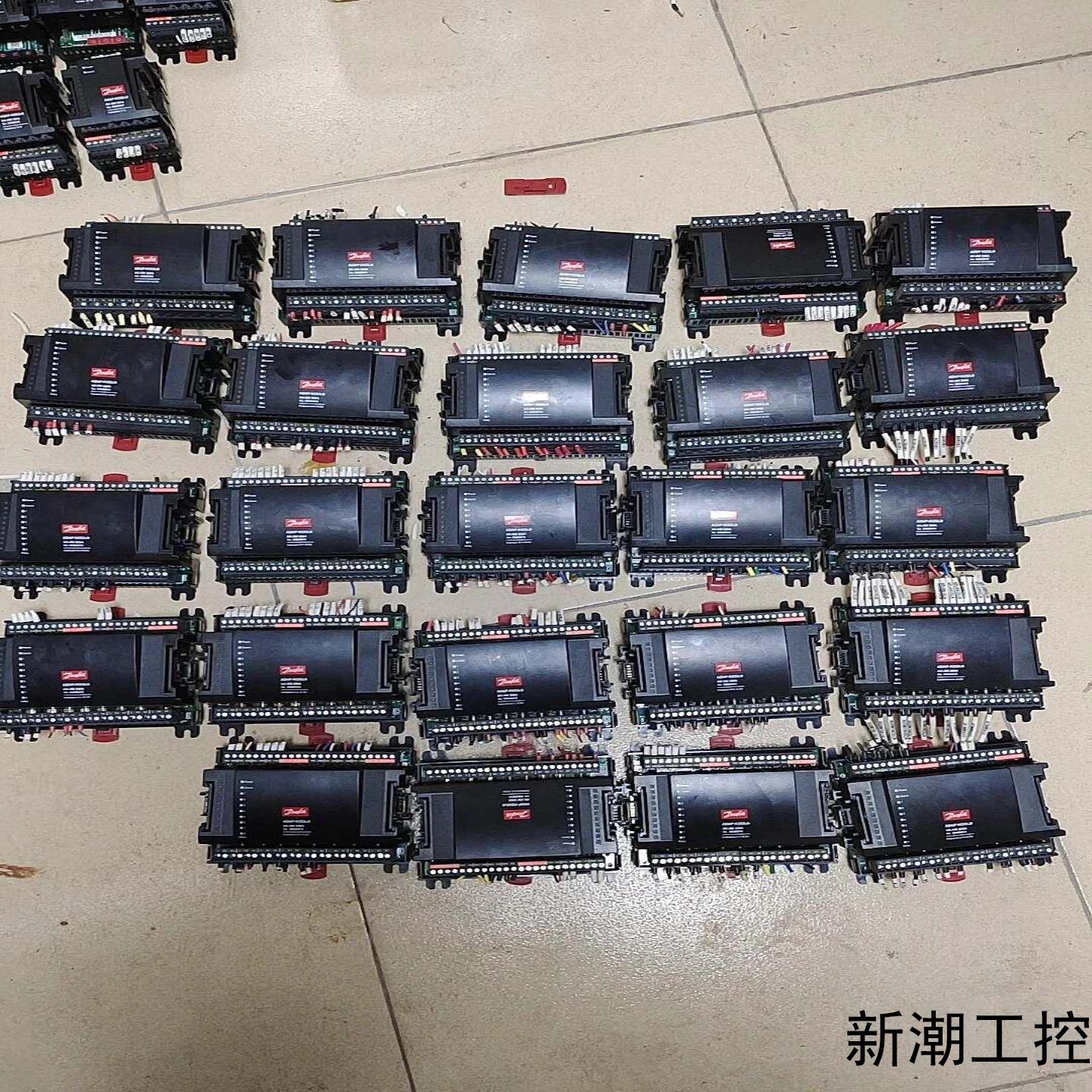 丹佛斯控制器模块AK-XM205A 如图24个AK-CM1议价商品