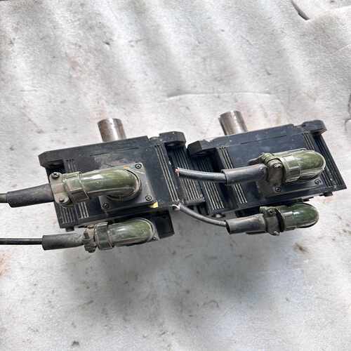 松下4KW伺服电机MDMF402L1G6M二手拆机实物拍摄包--议价商品