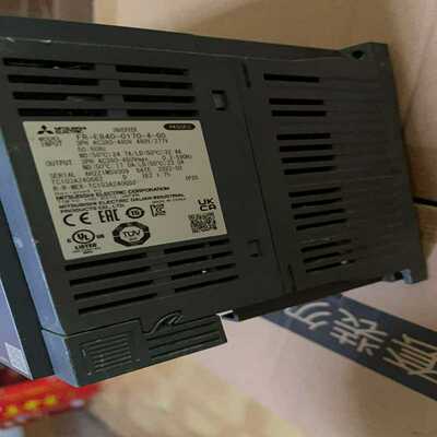 欧姆龙moron行程开关  D4C-2220