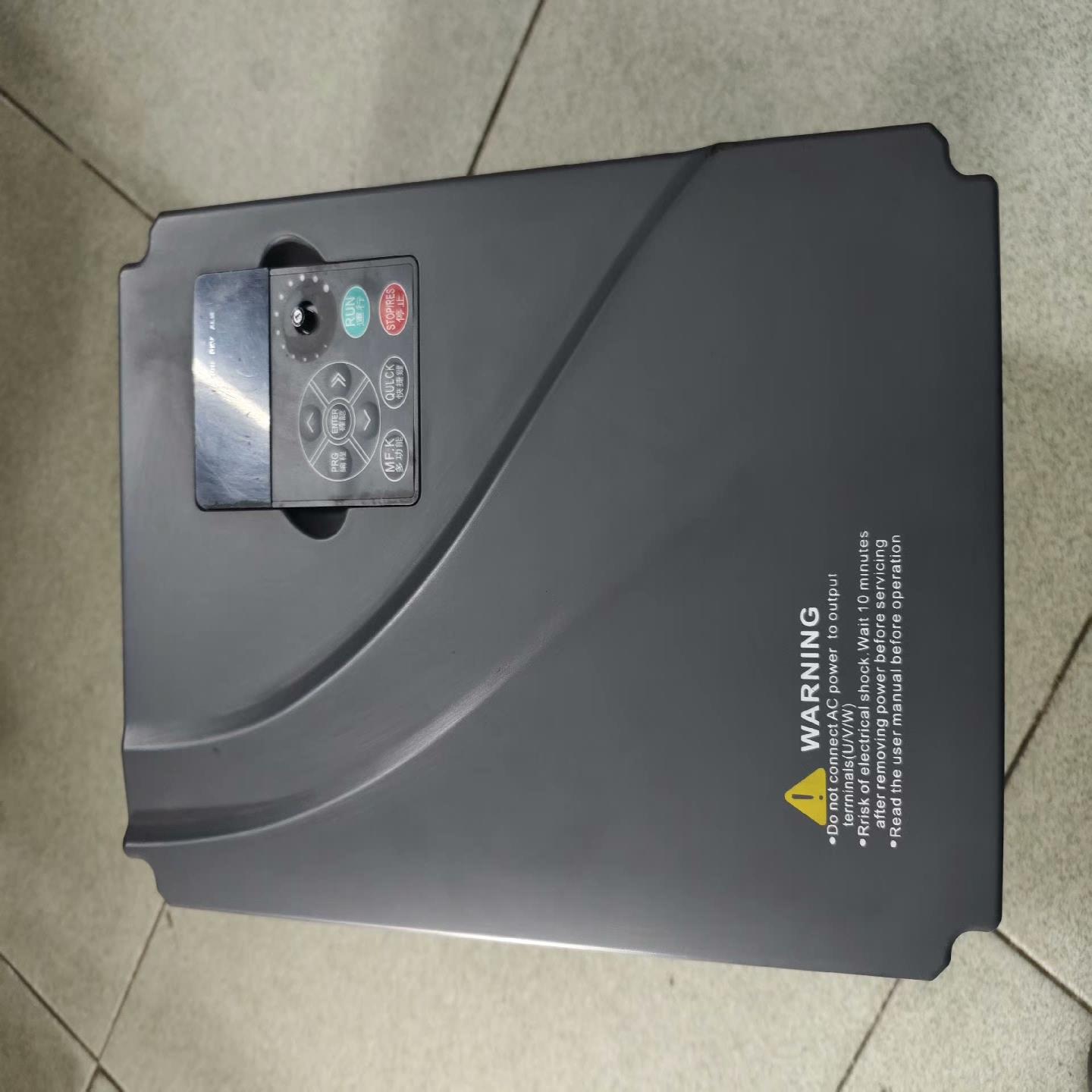 询价~江苏台达变频器，EV8100-3PH-11G-15P - 实物图