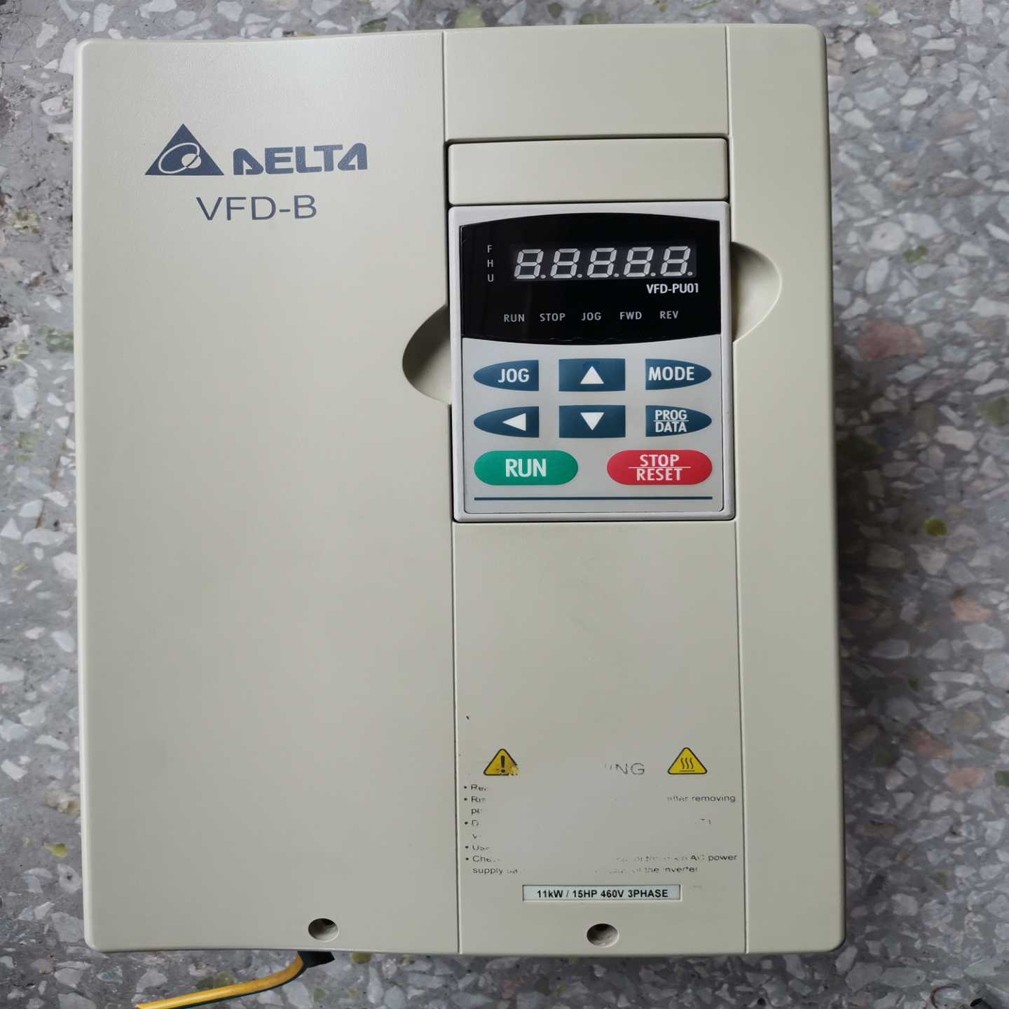 台达变频器VFD110B43A，成色如图，，功能询价