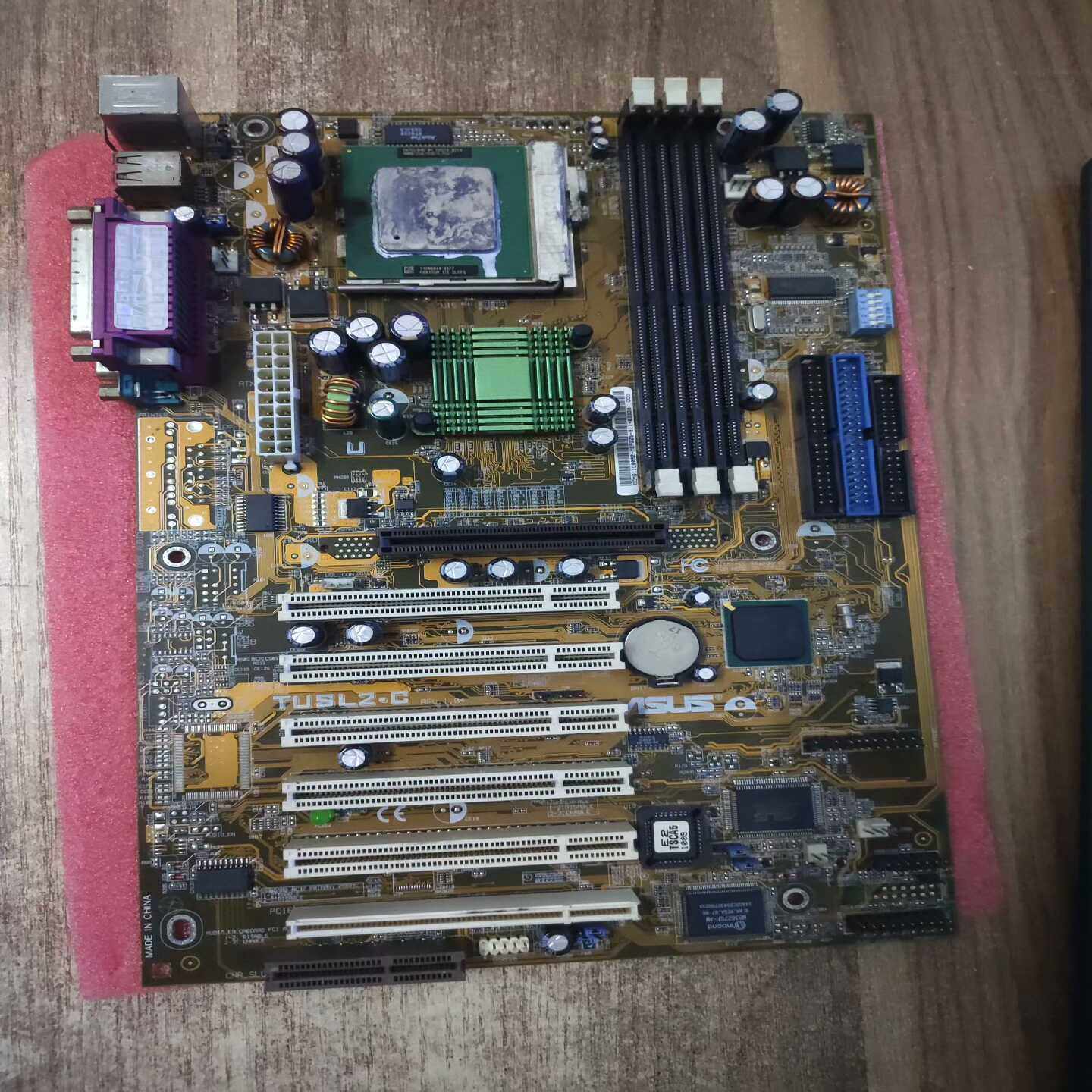 询价TUSL2-C主板815主板6条PCI槽，