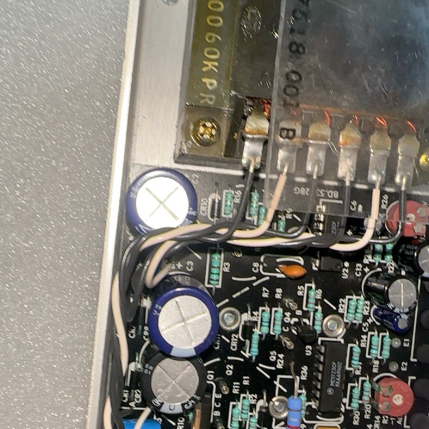 几乎全新Power-One HTAA-16W-A线性稳压电源--议价商品